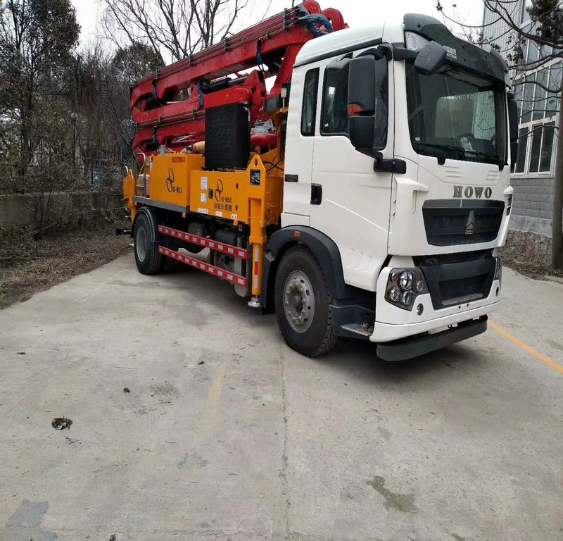 小型混凝土泵車，天泵，小型泵車