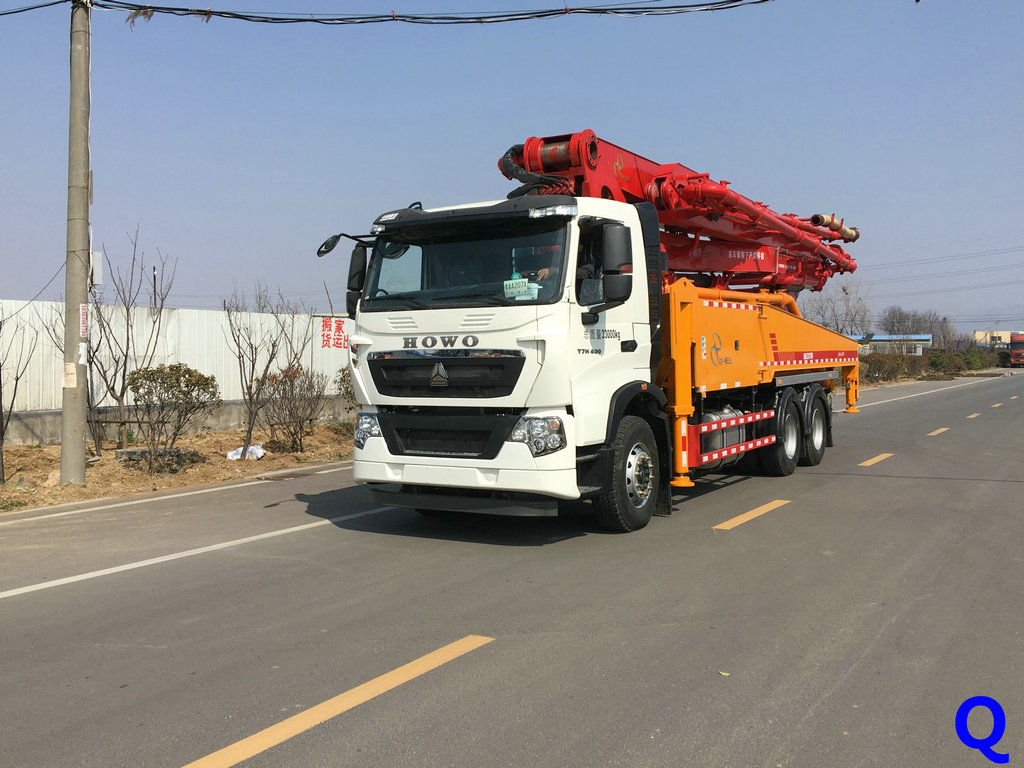 小型混凝土泵車，小型泵車，混凝土泵車，天泵
